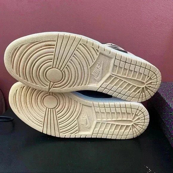 Jordan 1 Retro High main image 5